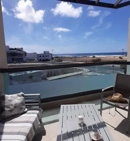 Nautilus Sea View Апартаменты *